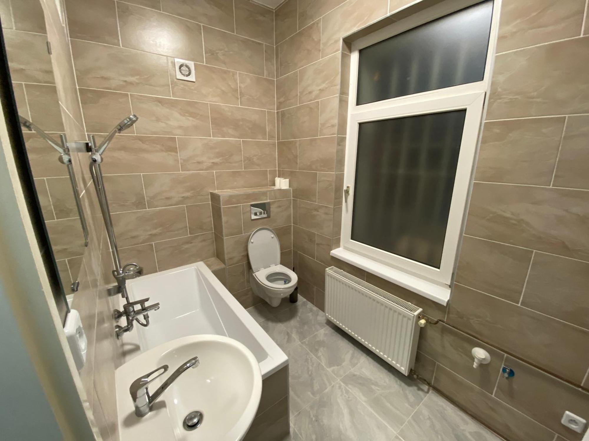 Apartman U Ljuby ヤーヒモフ エクステリア 写真